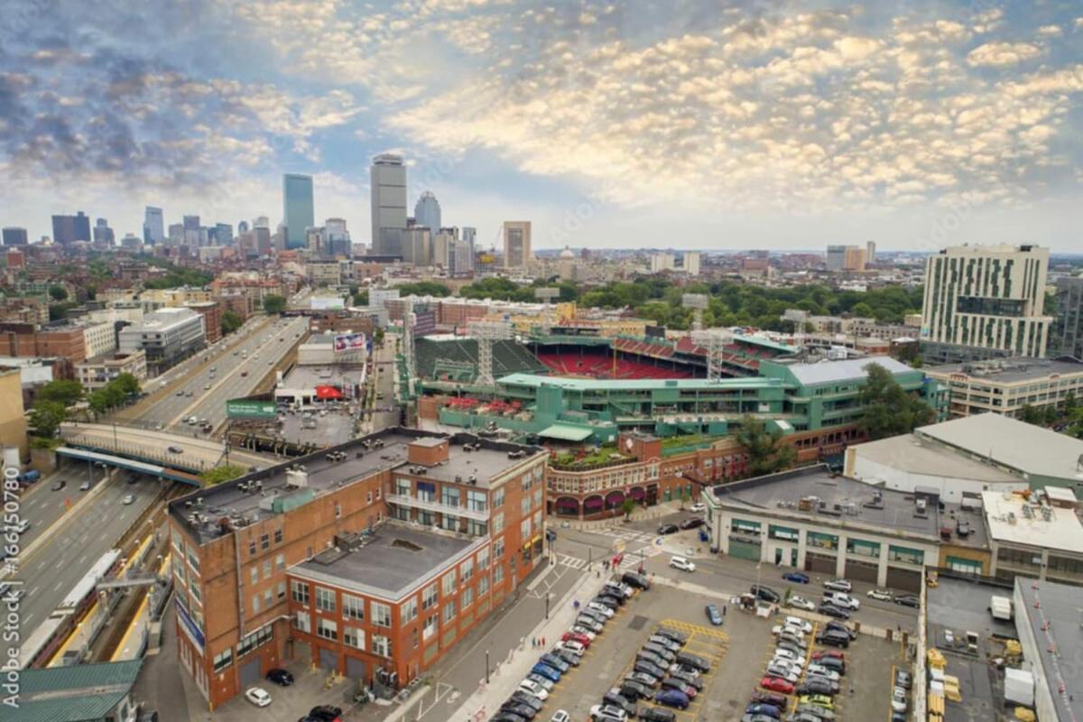 Stylish In Historic #207 Boston